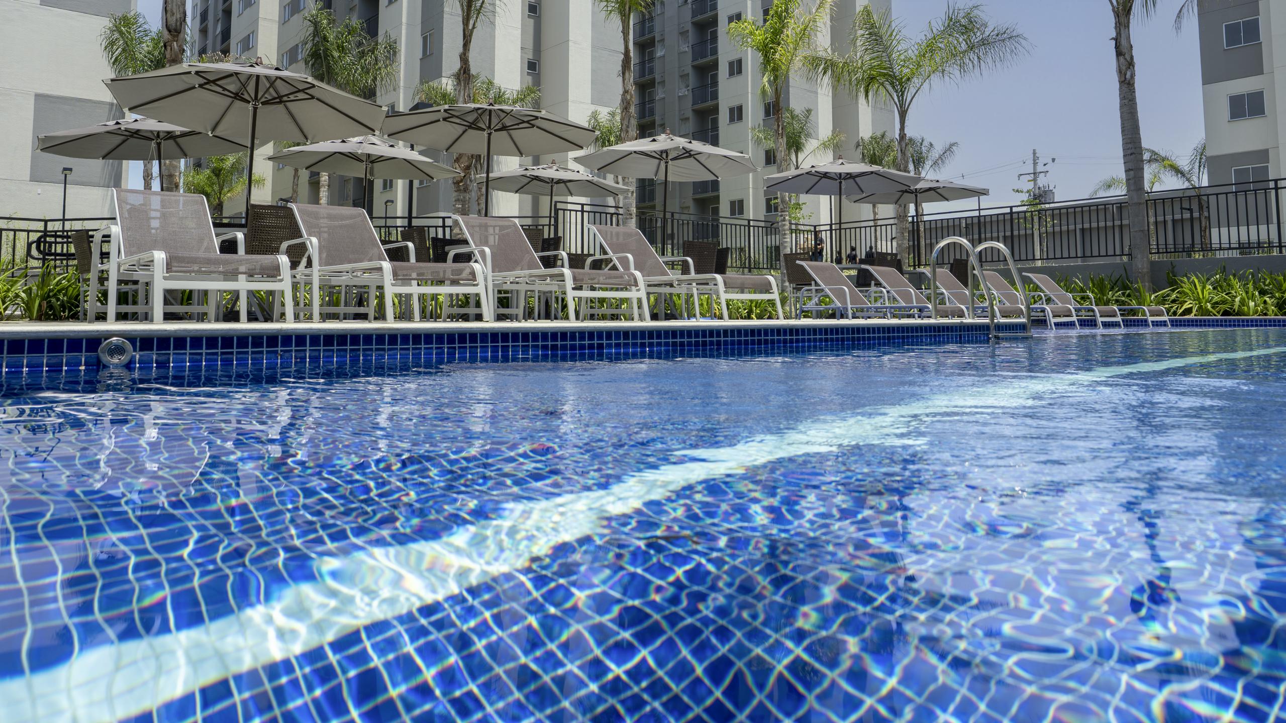 PISCINA ADULTO 2